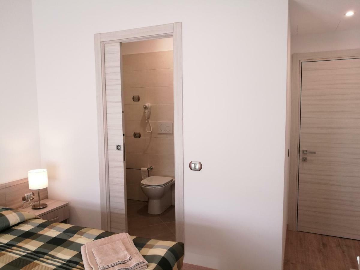 House Degli Angeli Rooms Assisi Bagian luar foto